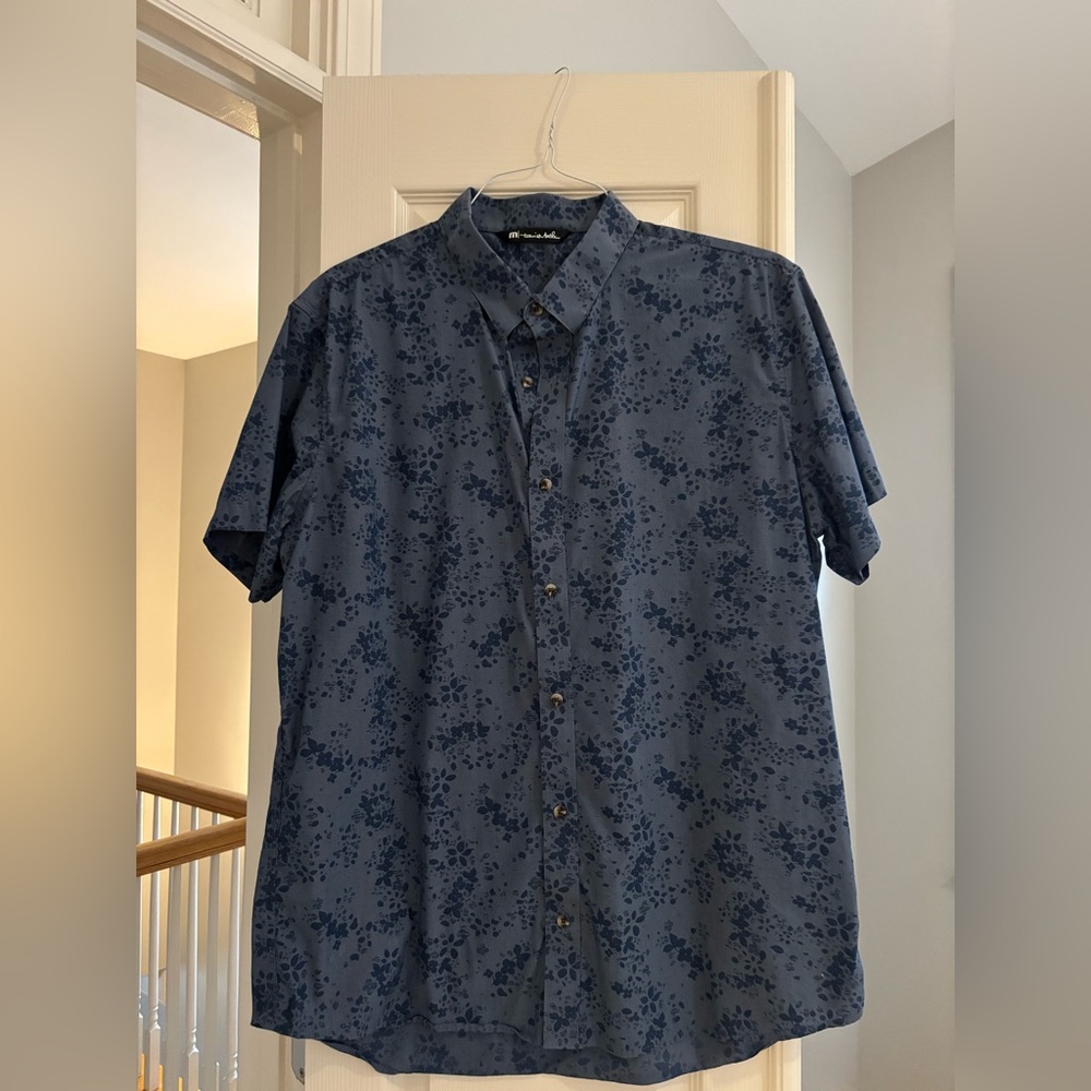 Men's Blue Floral Shirt Travis Matthew XL